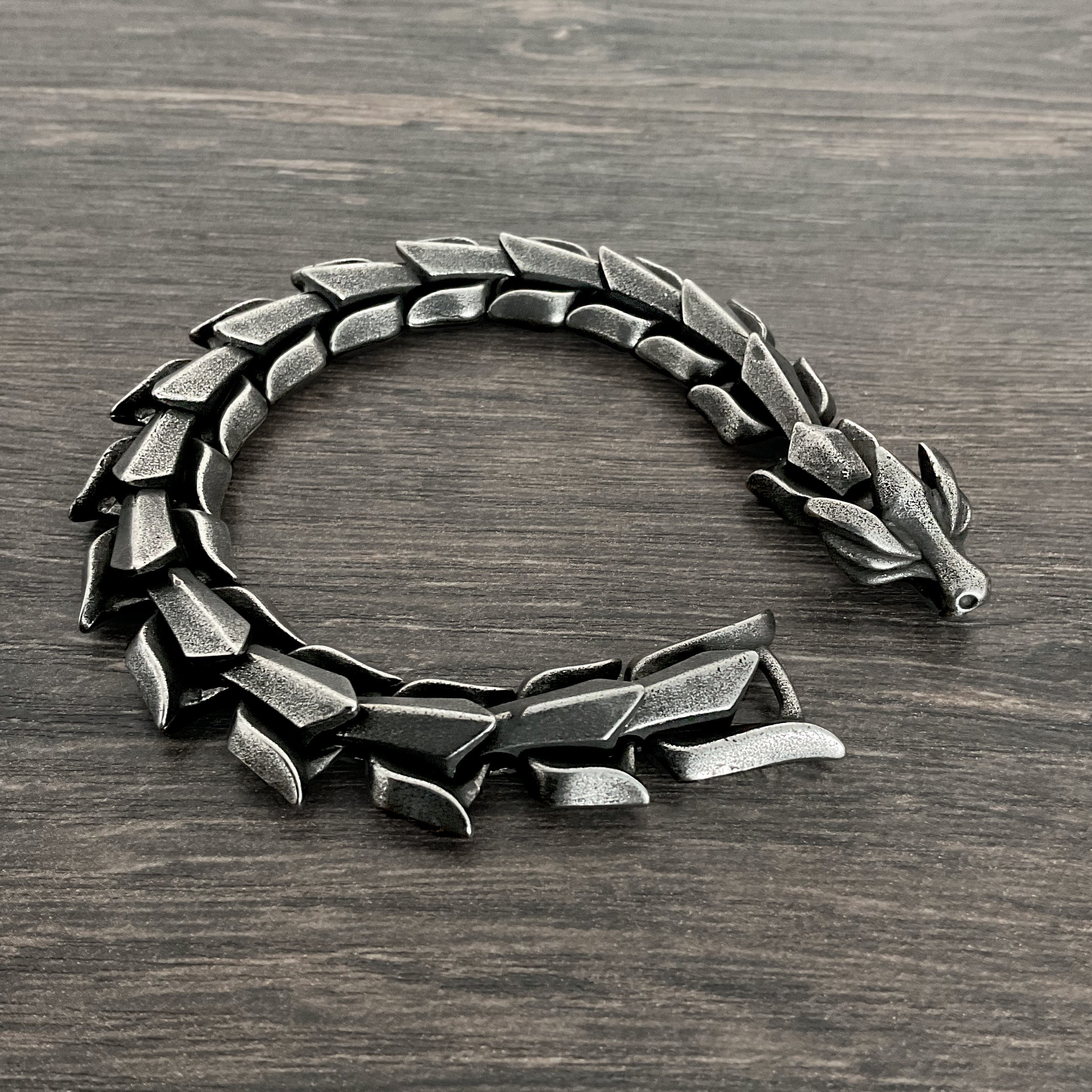 Dragon scale bracelet in Gunmetal