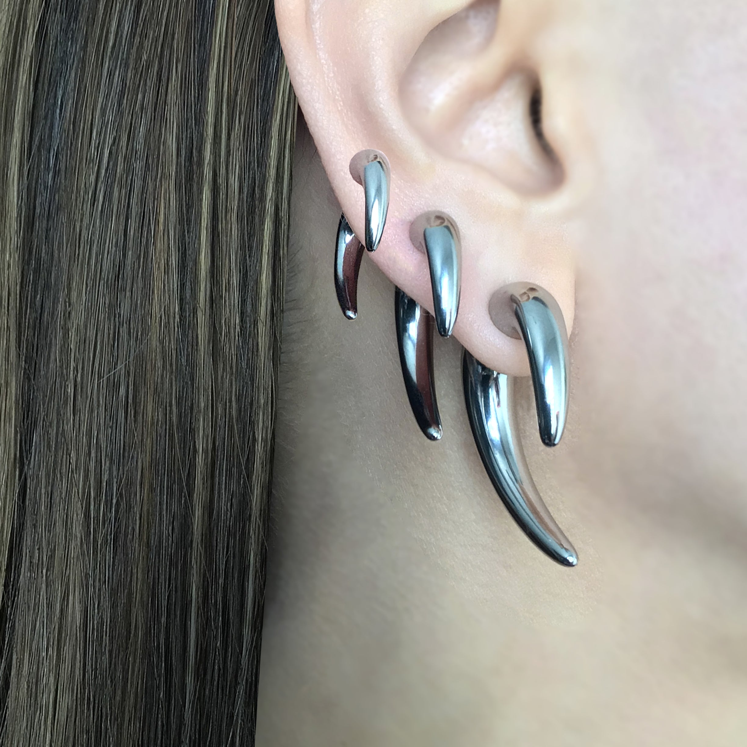 Claw ear jacket in Silver