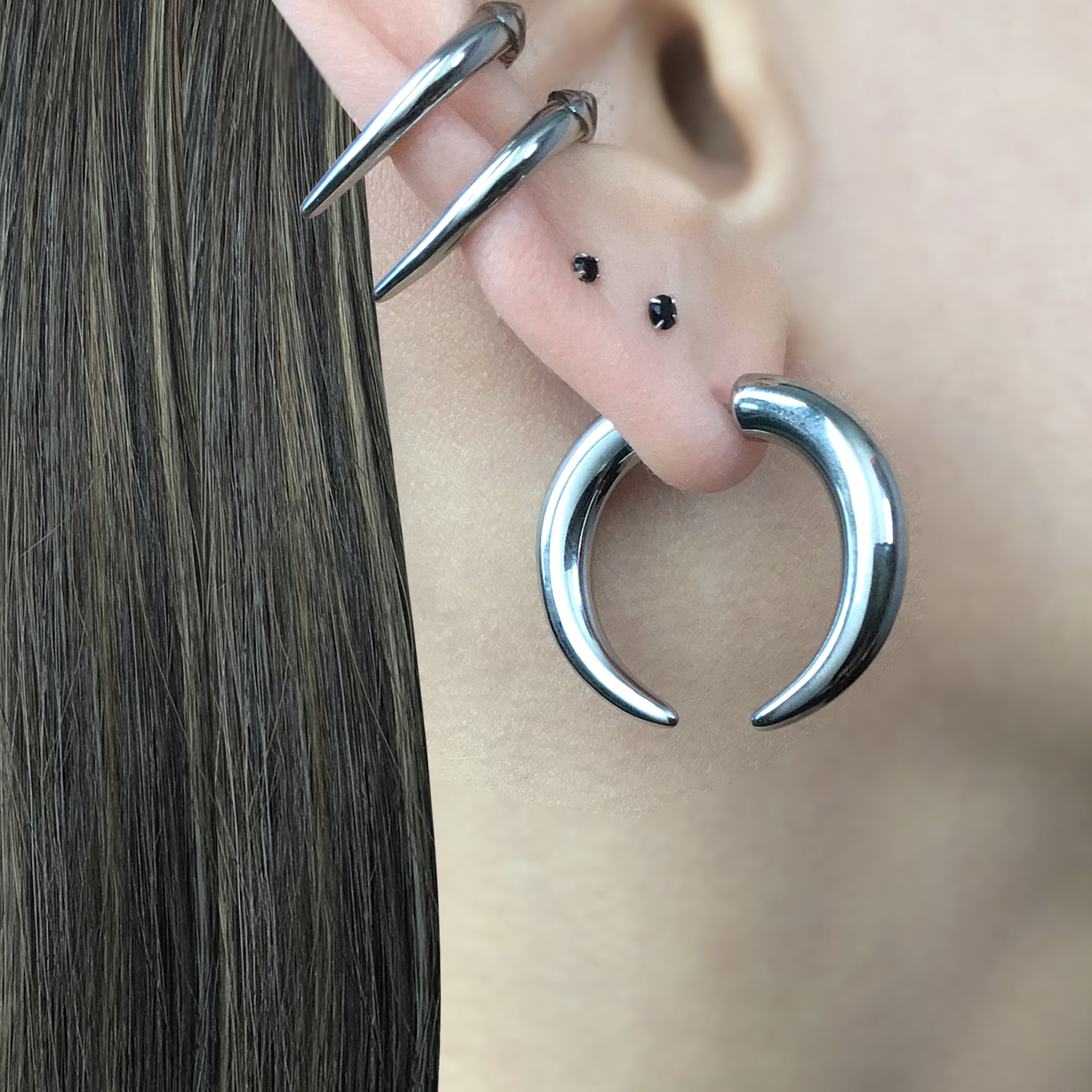 Claw hoop ear jacket in Silver