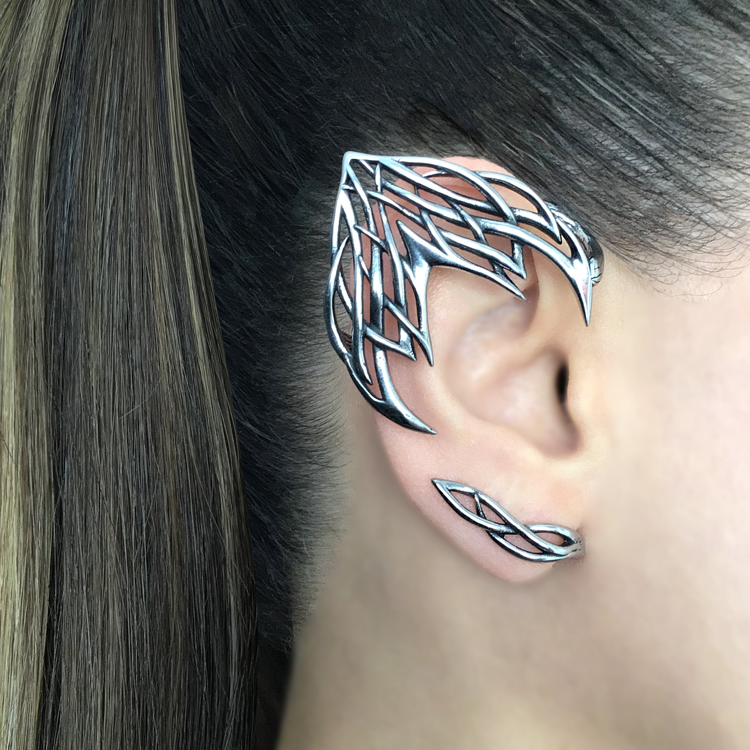 Cyber Elf ear cuff no piercing in Black