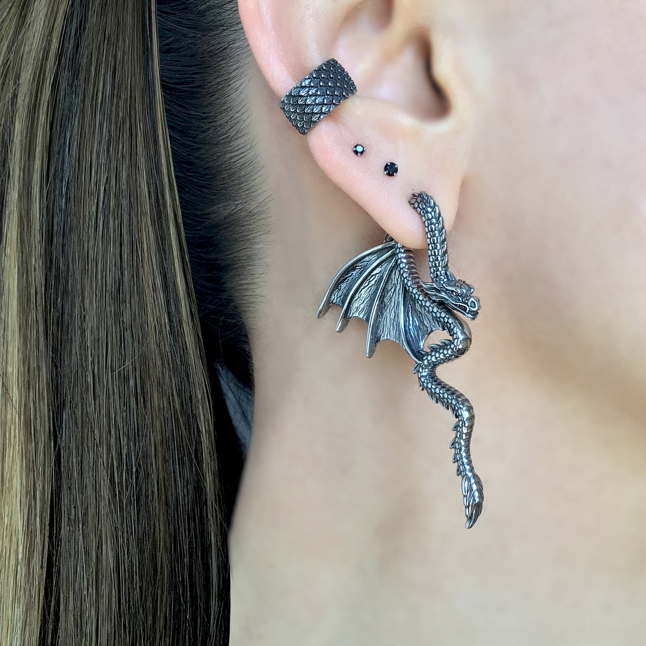 Dragon front back earrings in Black