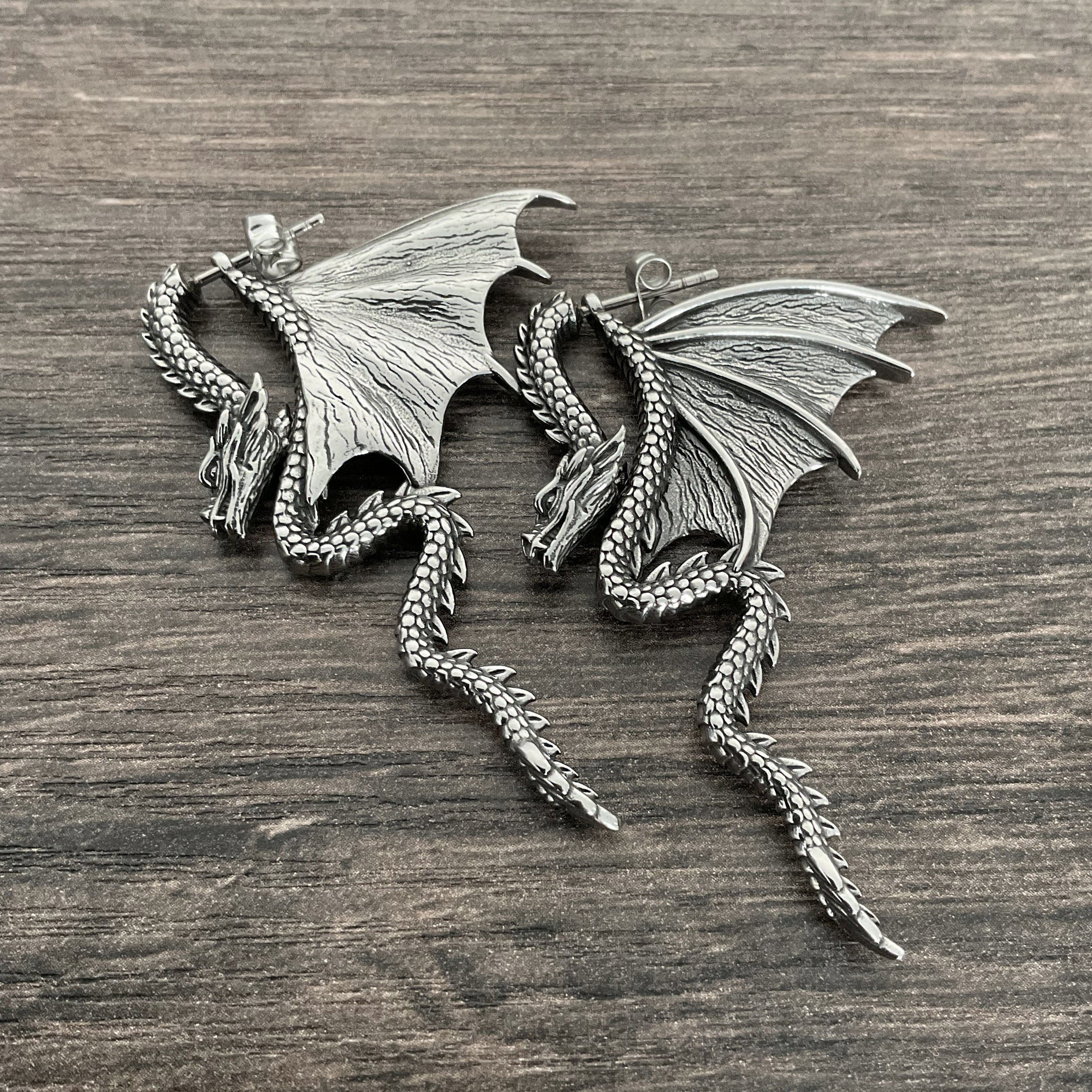 Dragon front back earrings in Black