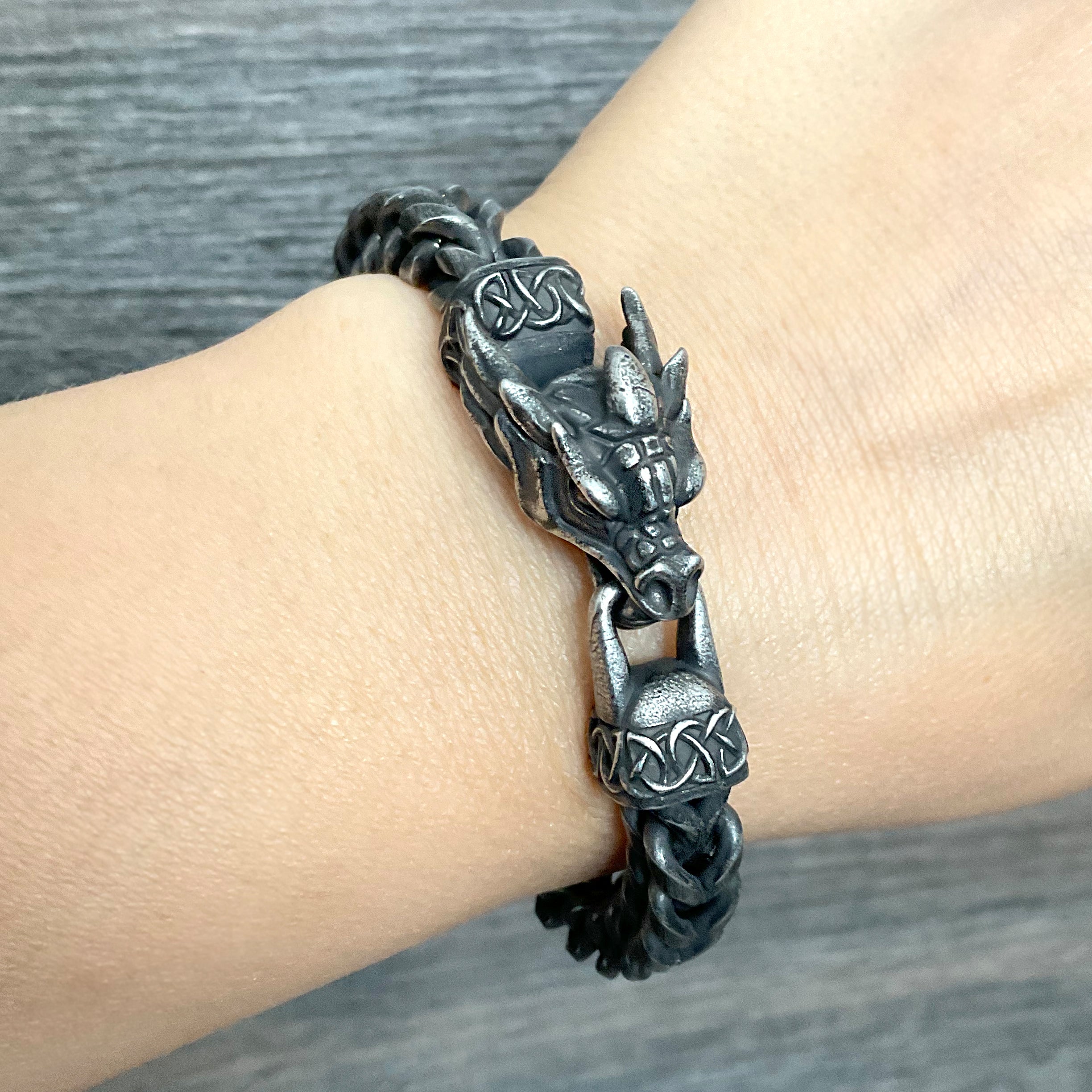 Dragon with Celtic ornaments bracelet