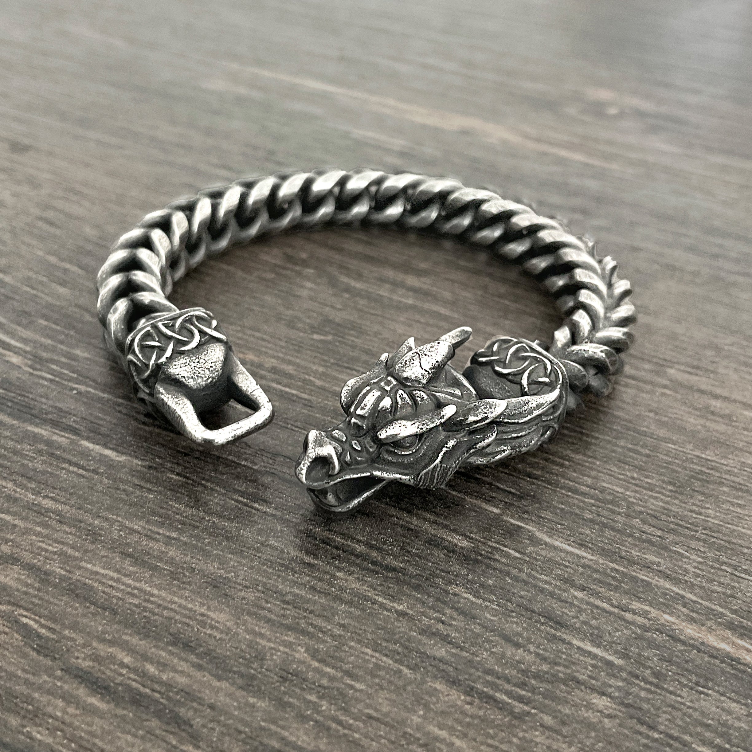 Dragon with Celtic ornaments bracelet