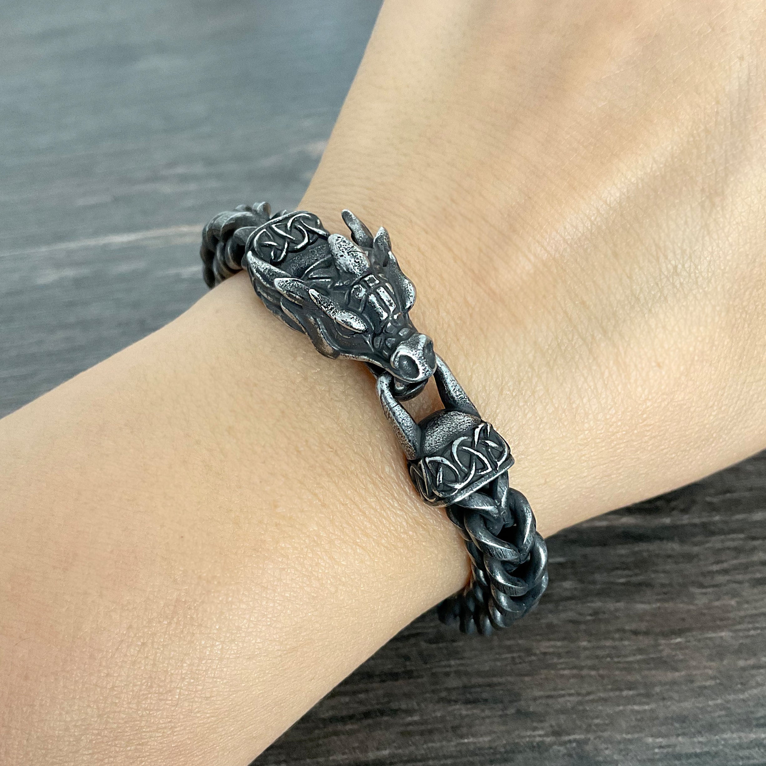 Dragon with Celtic ornaments bracelet