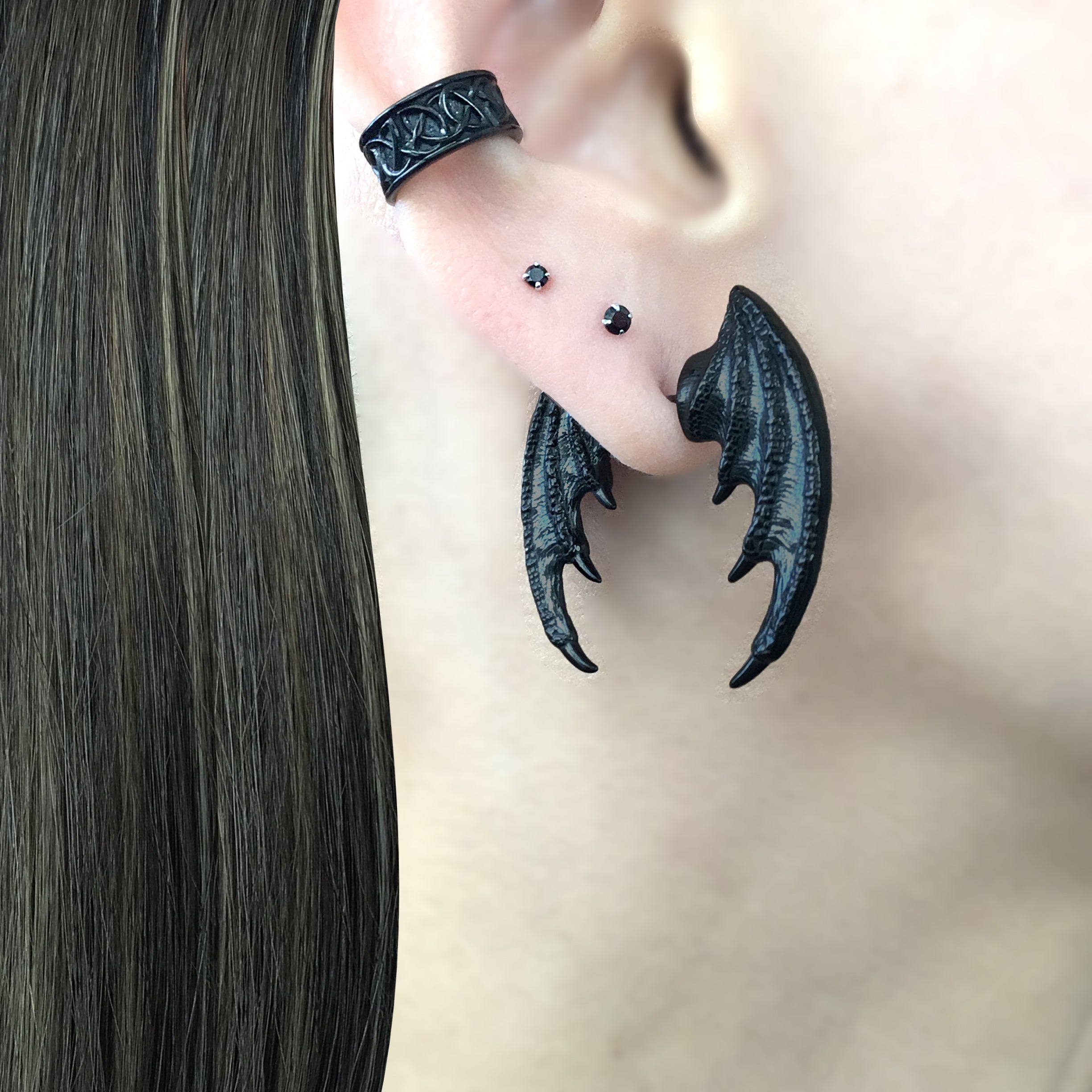 Dragon wings ear jacket in Silver