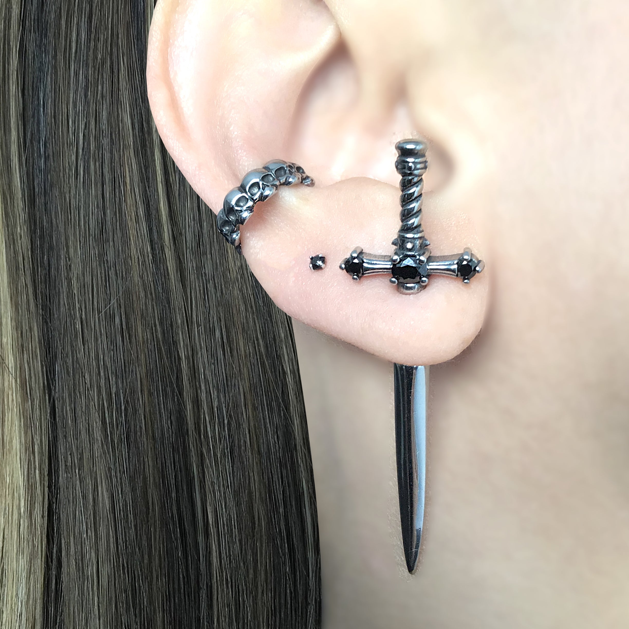 Dusk Sword earring with Black stones