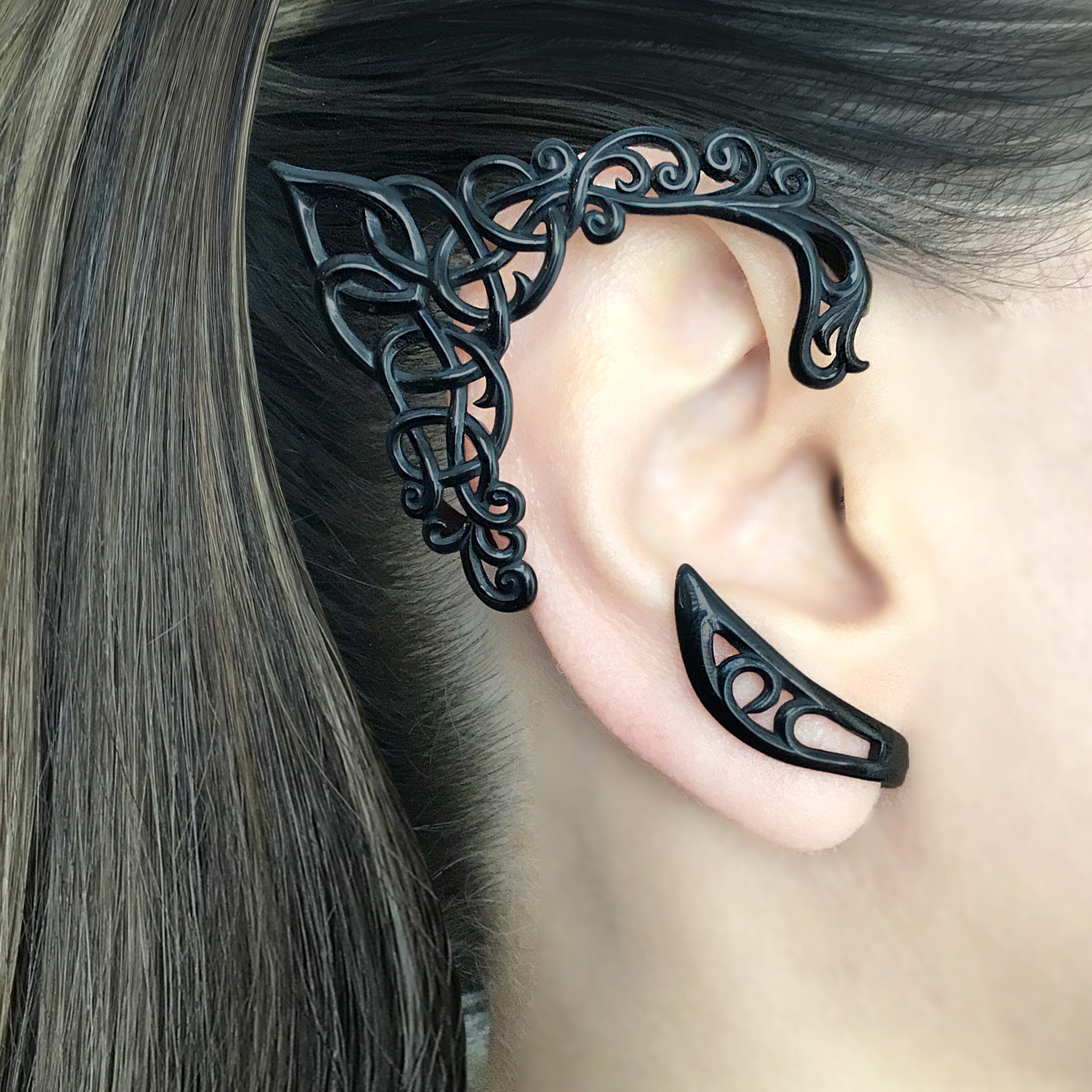 Intwine Elf ear cuff no piercing in Black