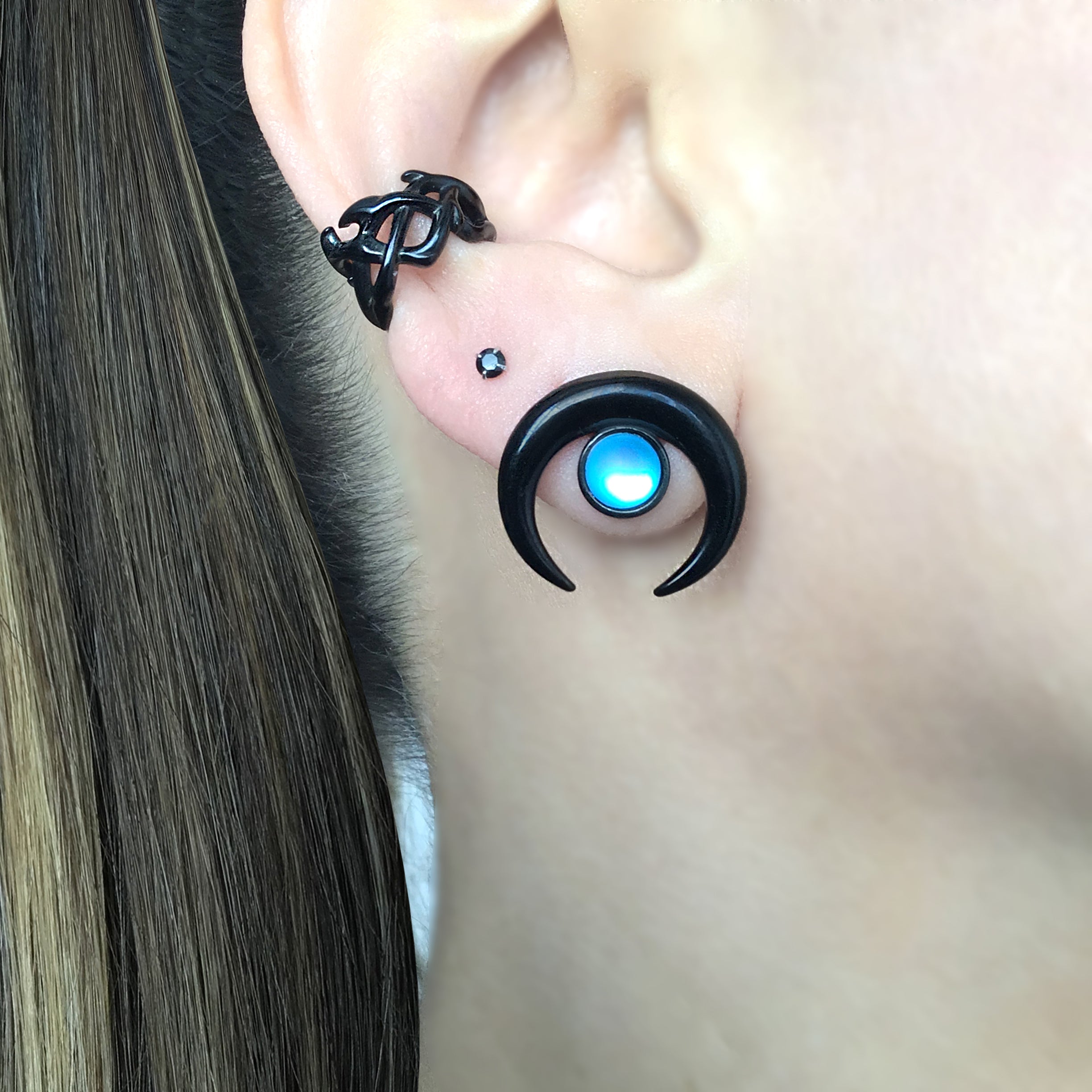 Moon stud earrings with Blue stone