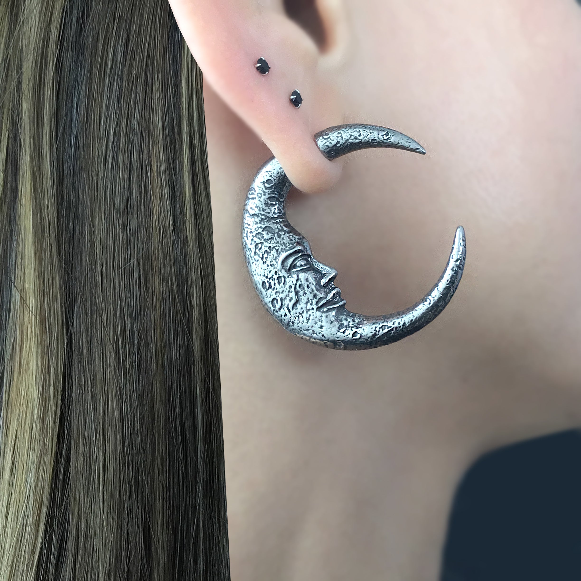 Moon with face ear jacket