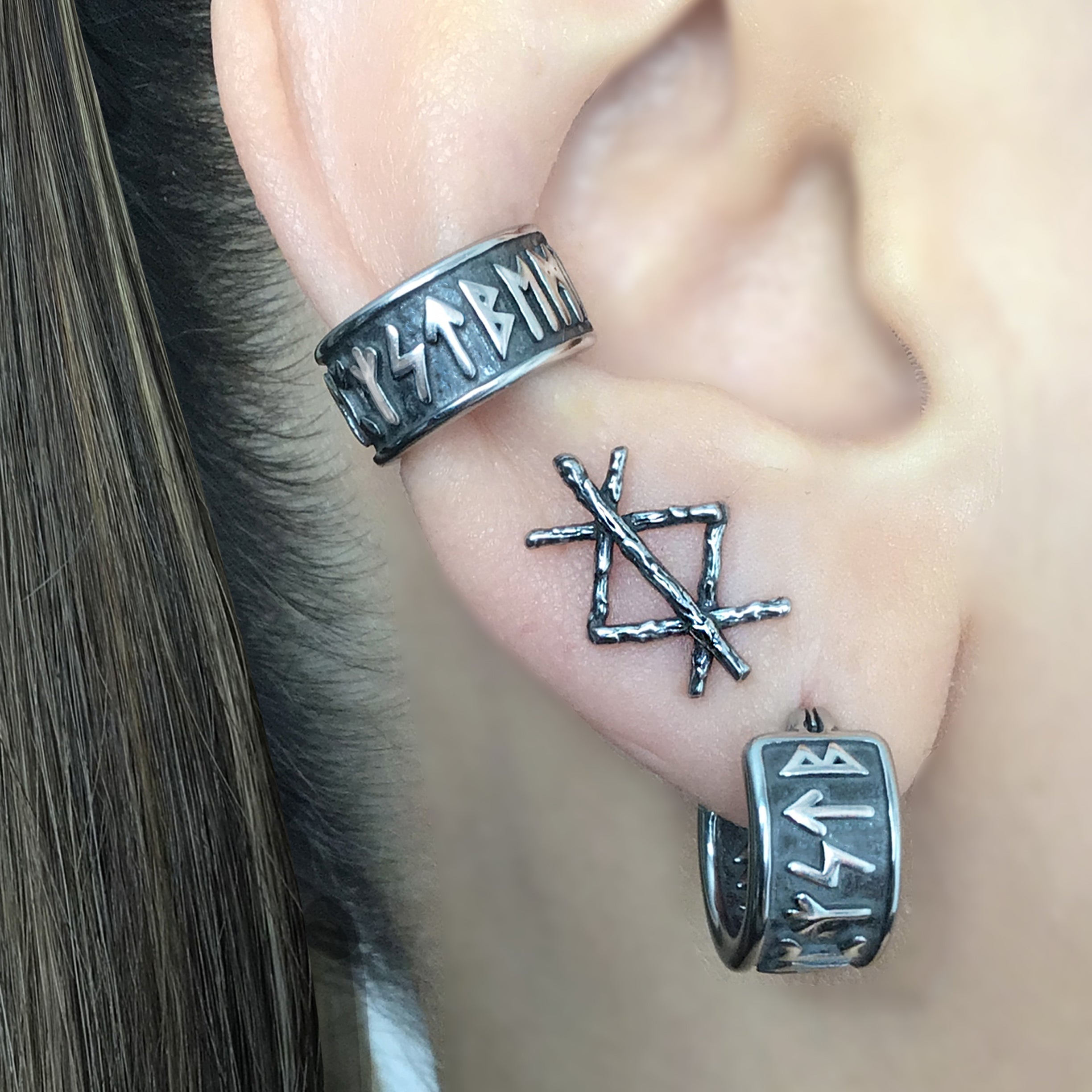 Runes cuff earring no piercing