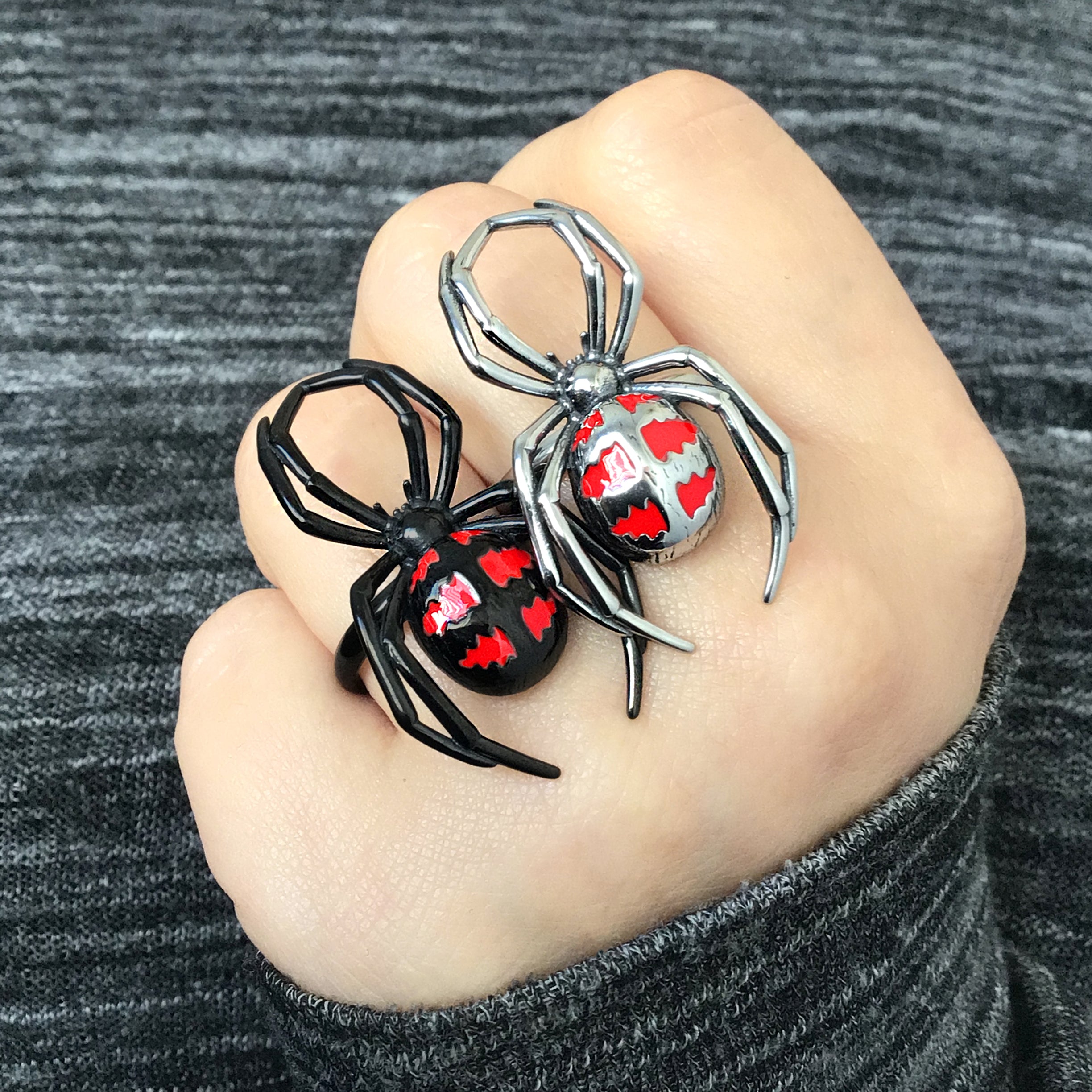 Spider ring in Black