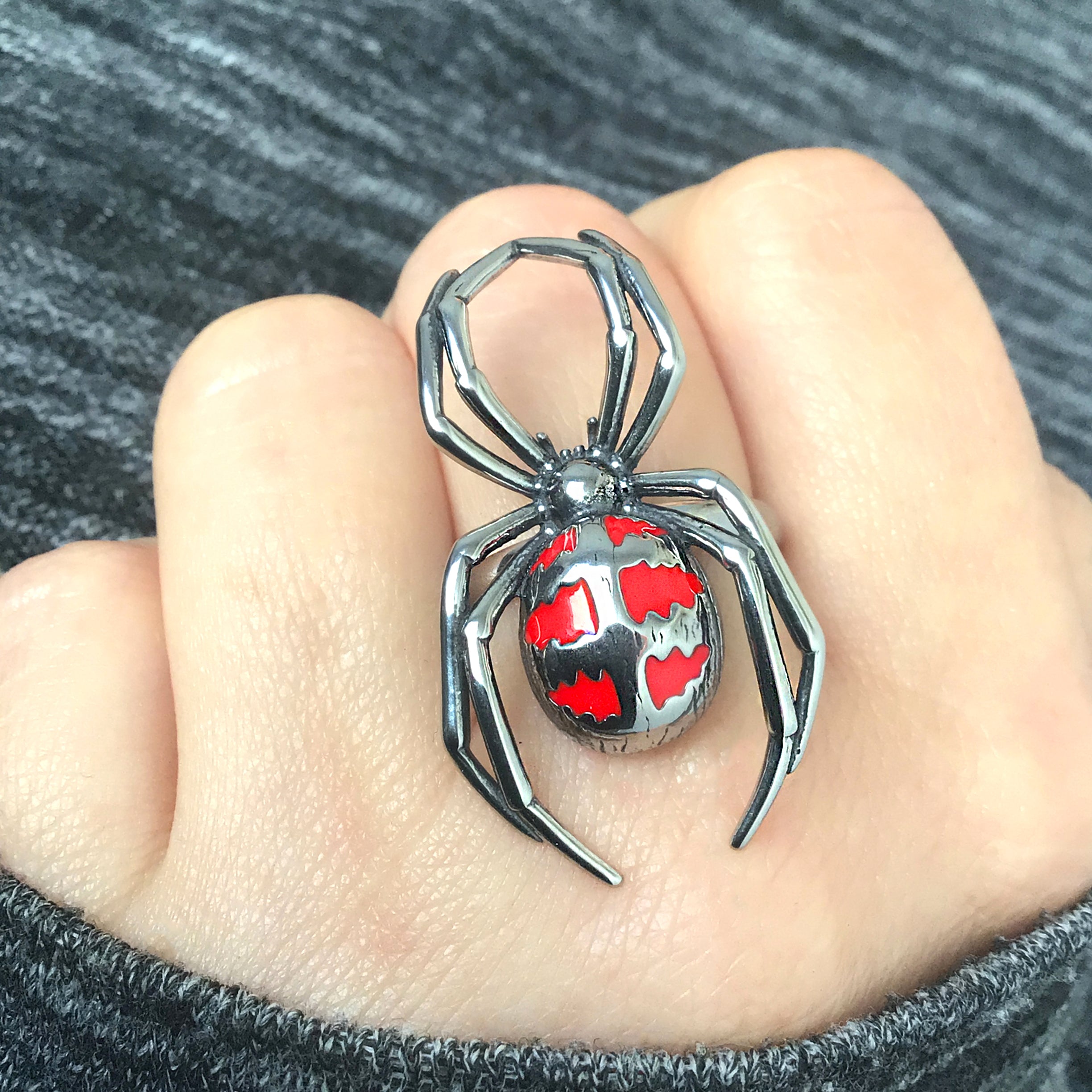 Spider ring in Black