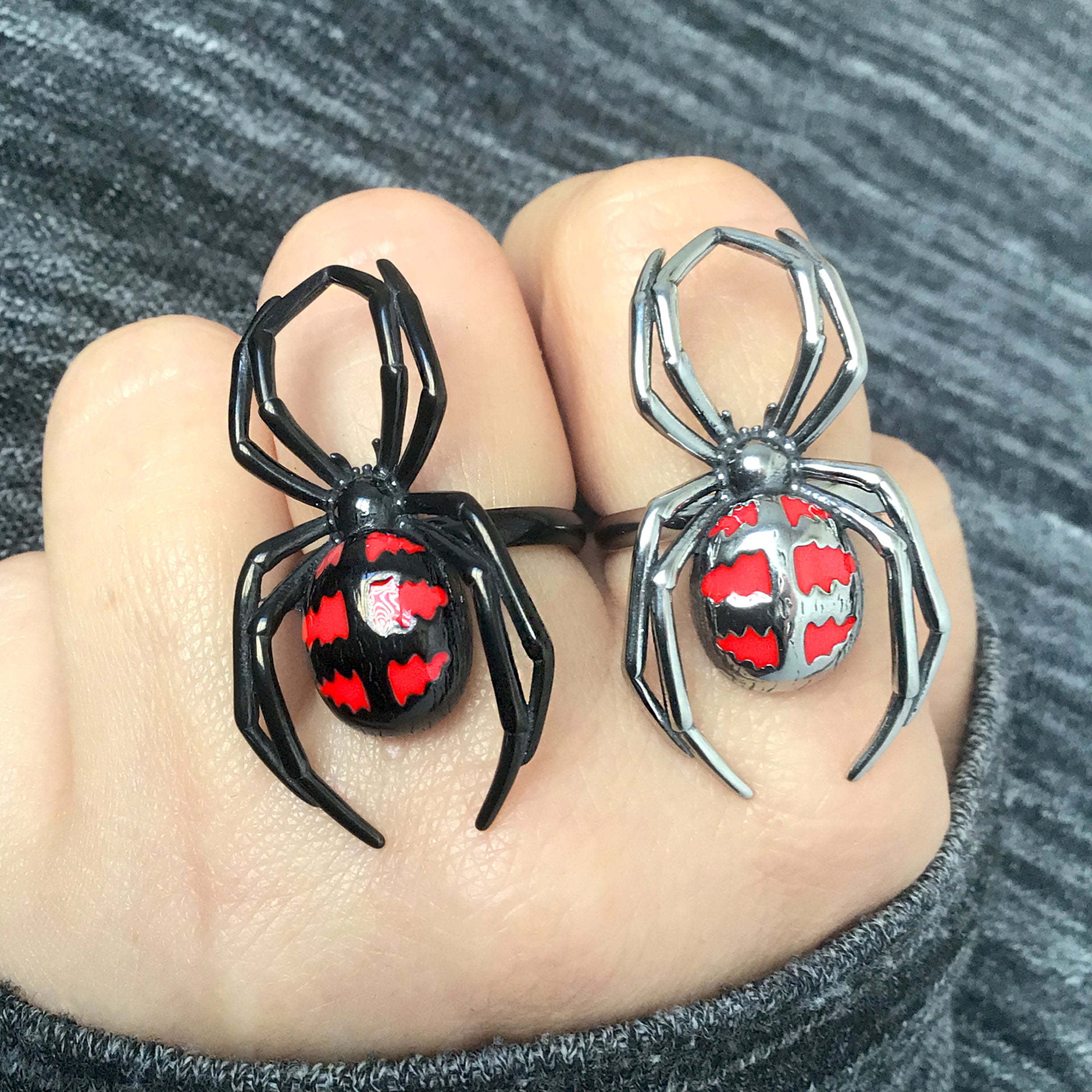 Spider ring in Black