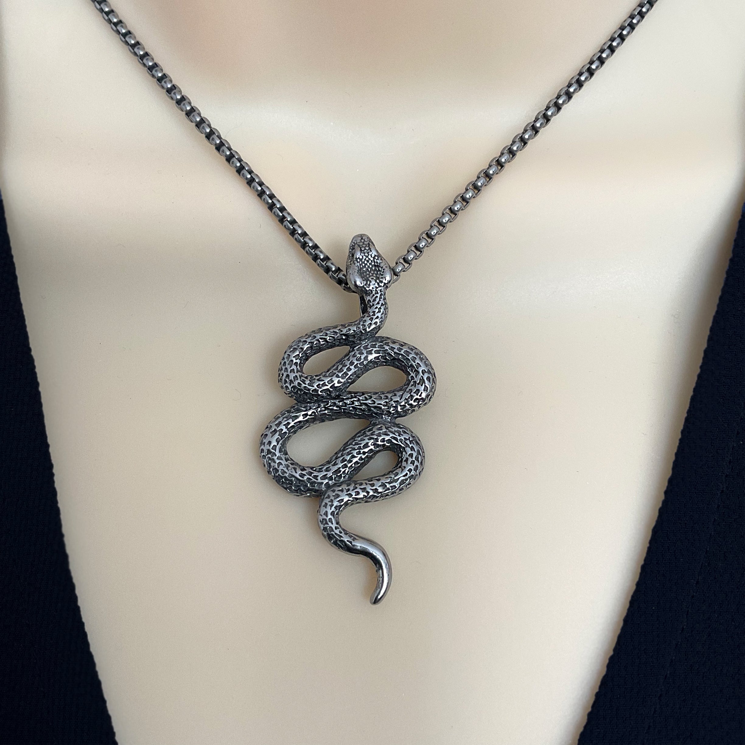 Snake necklace