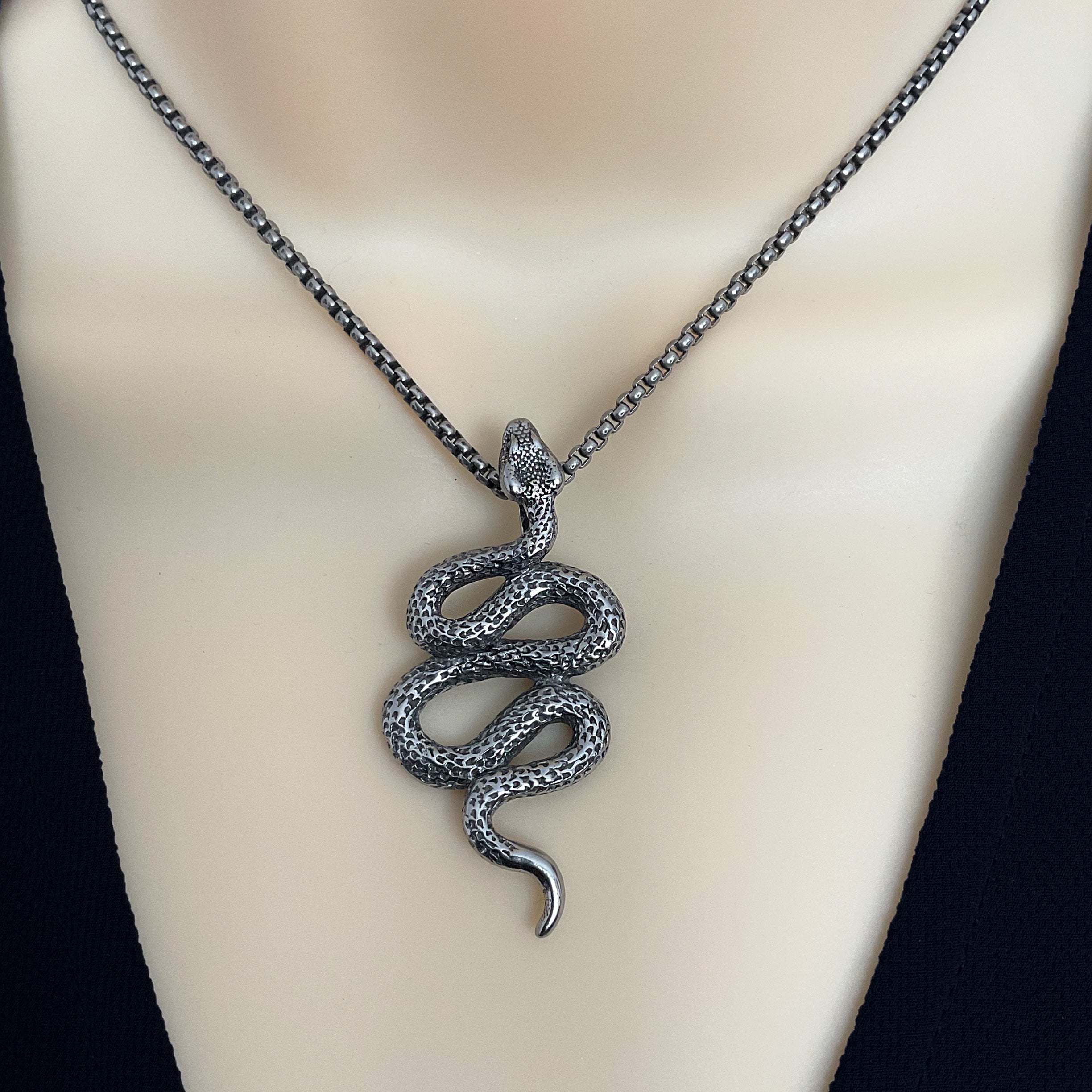 Snake necklace