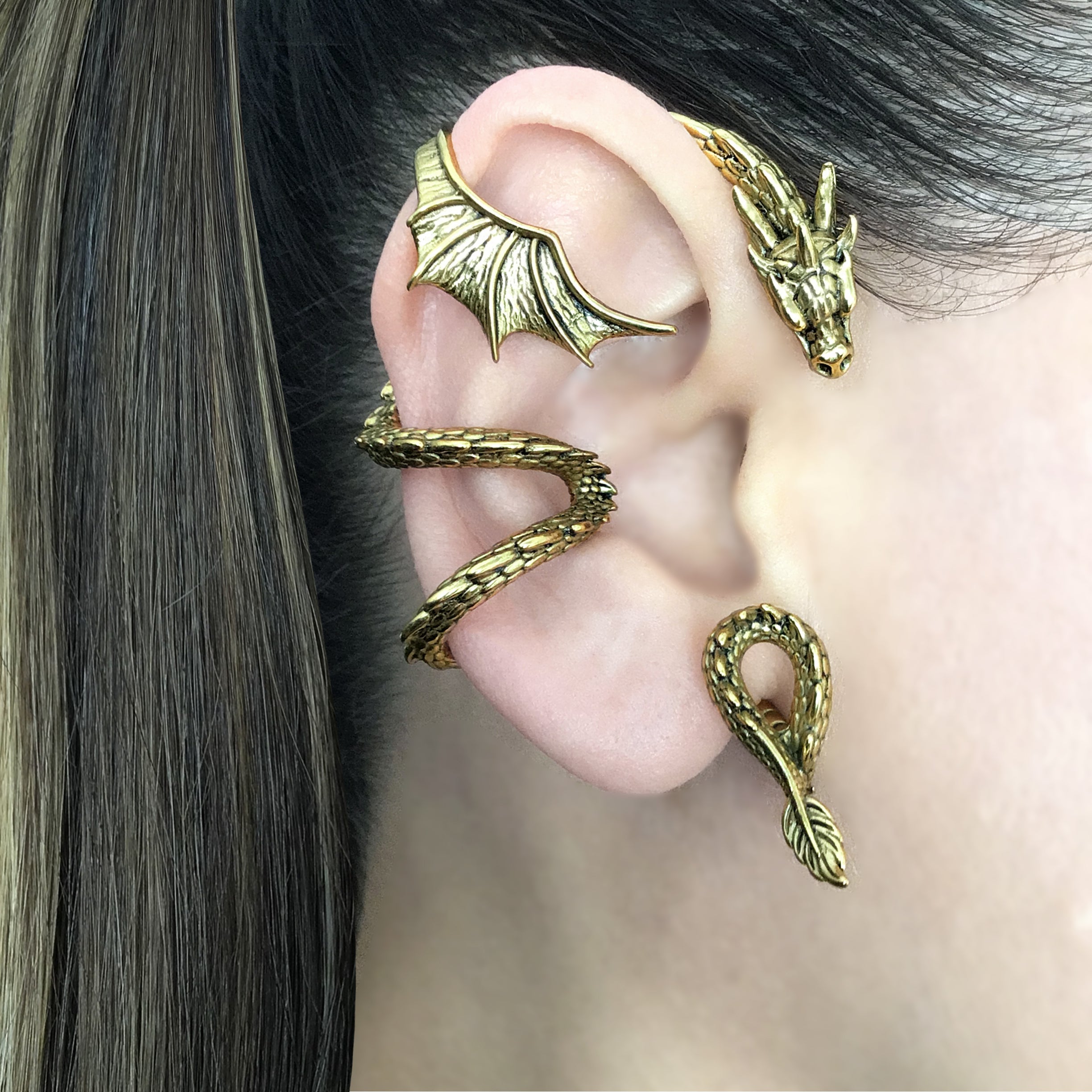 No Piercing Dragon cuff  in Gold