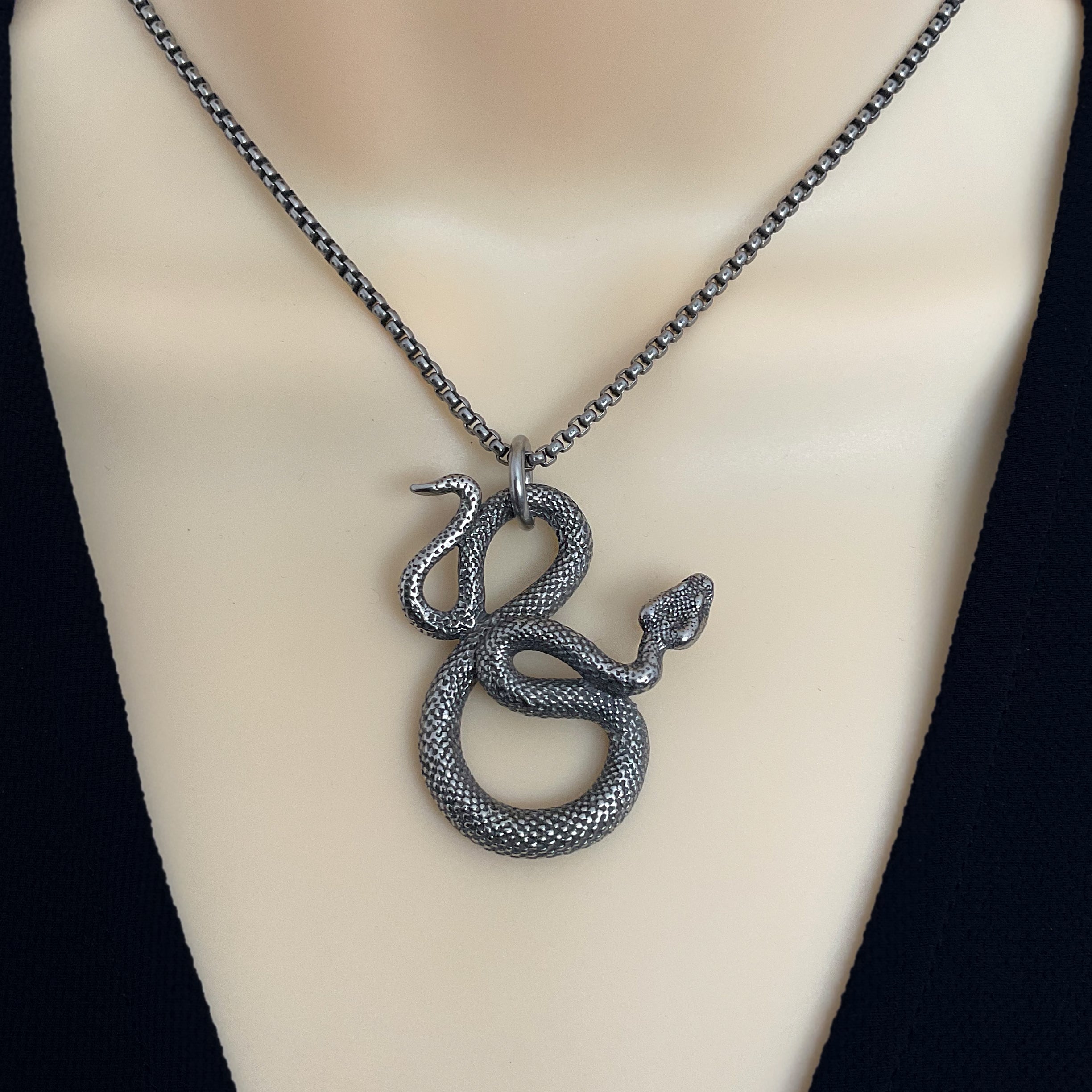 Enid Snake necklace