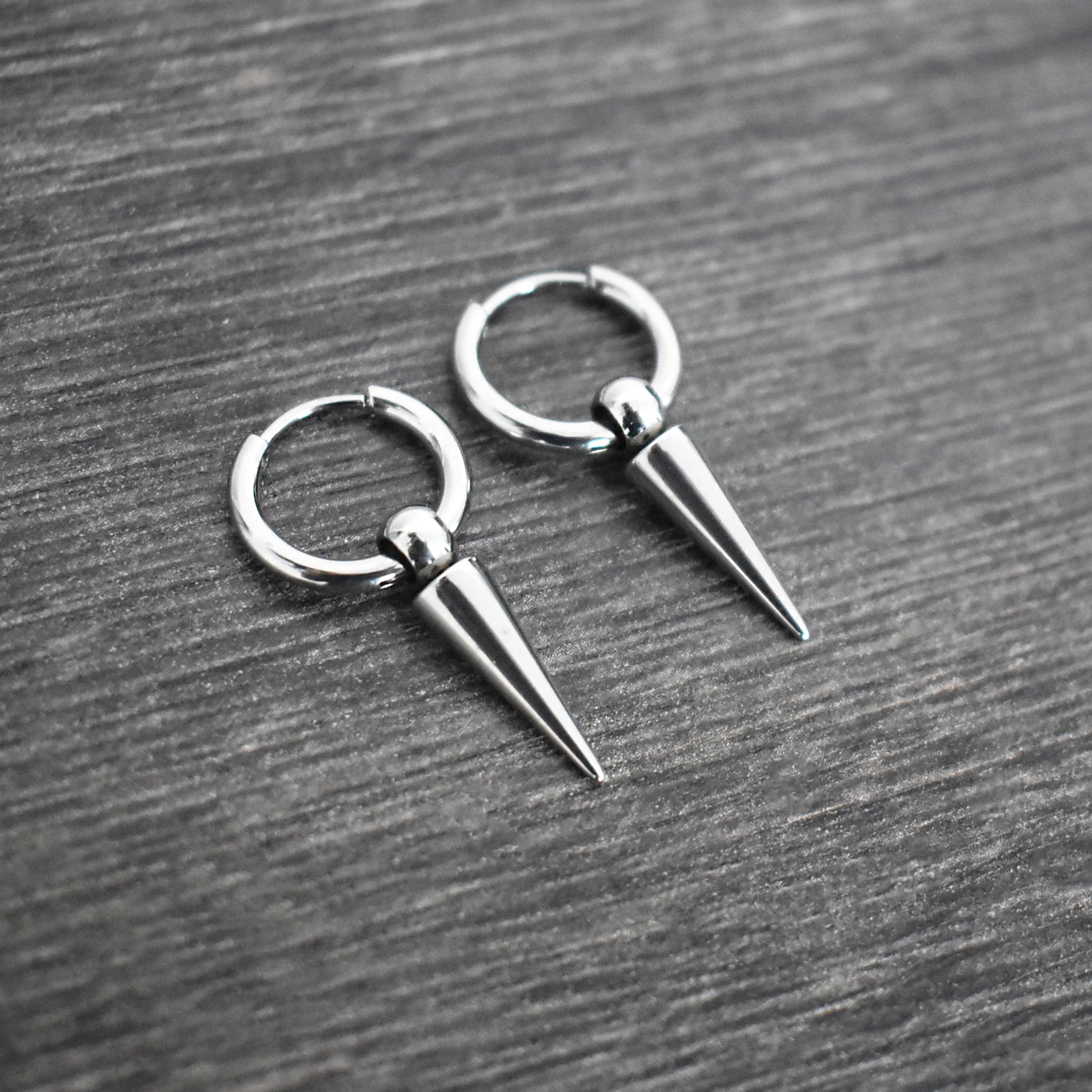 Minimalistic Spike hoop earrings