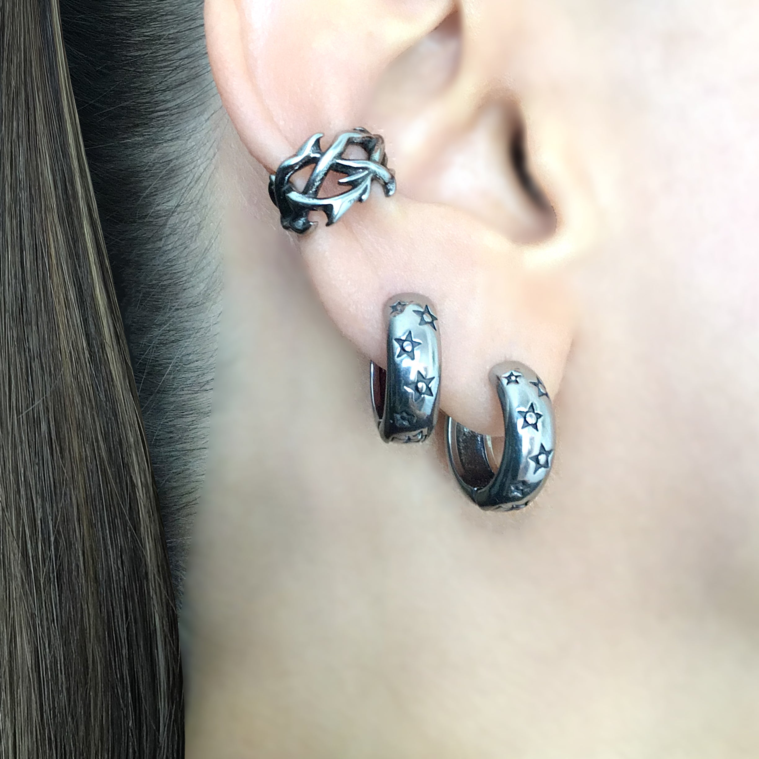 Hoops with scattered Stars