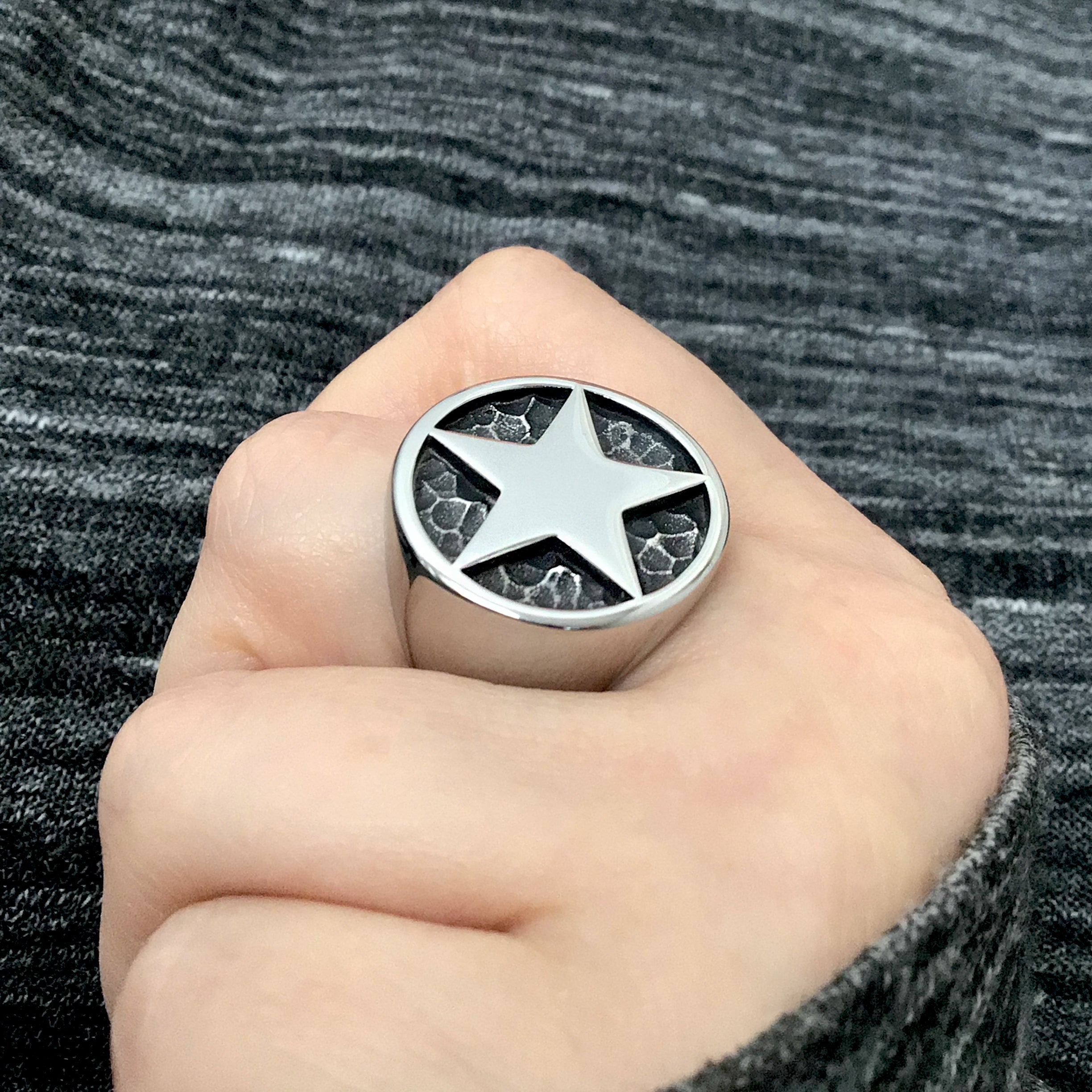 Star Signet ring