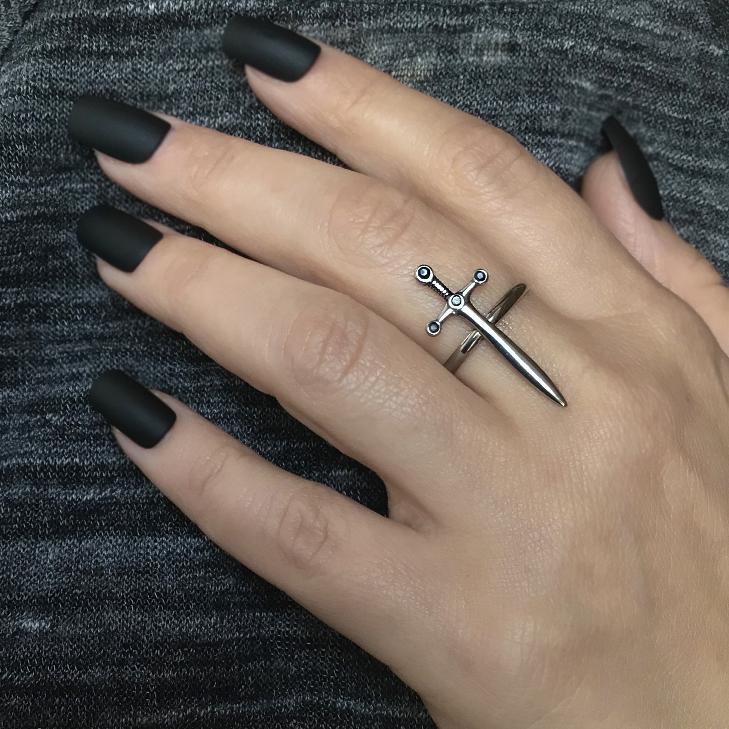 Dagger ring