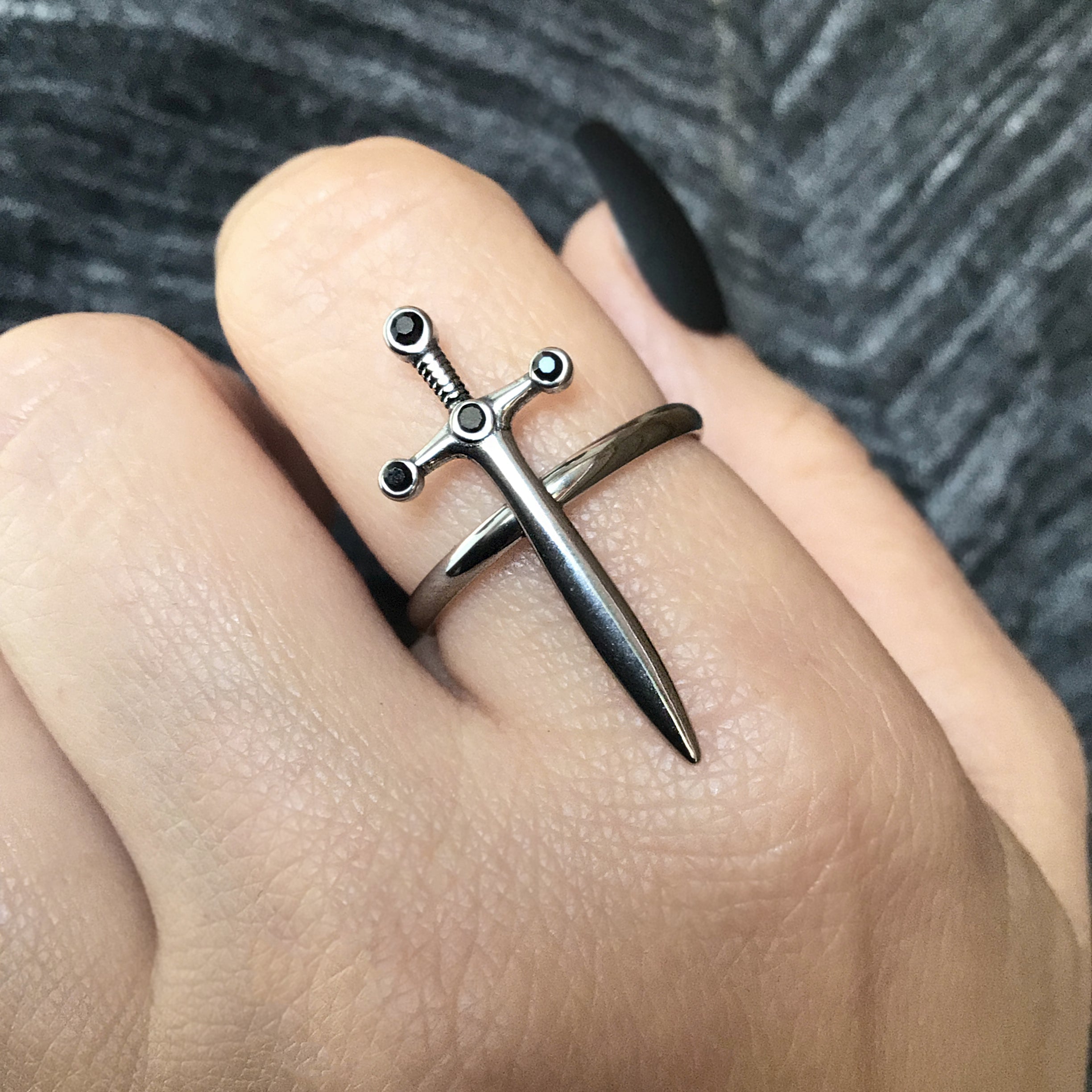 Dagger ring