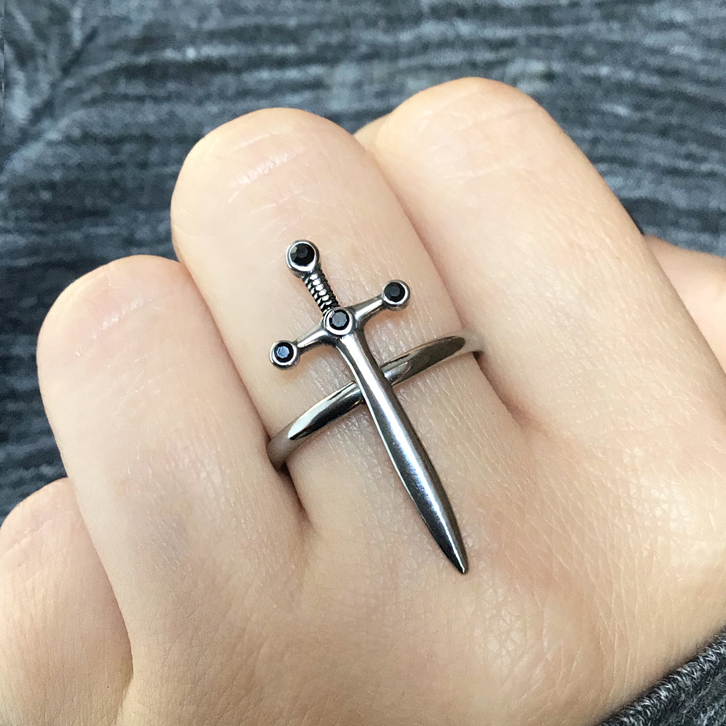 Dagger ring