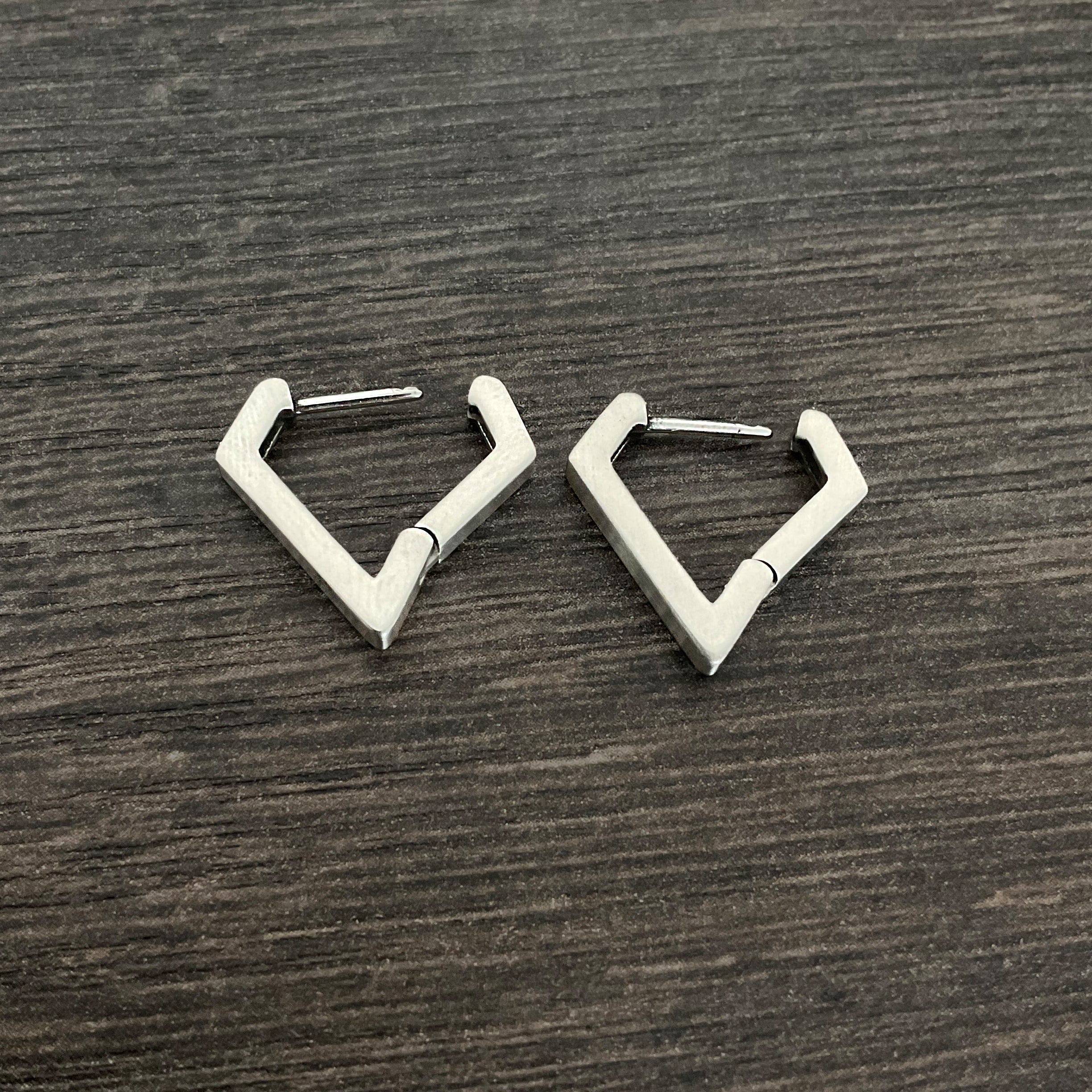 Triangle hoop earrings