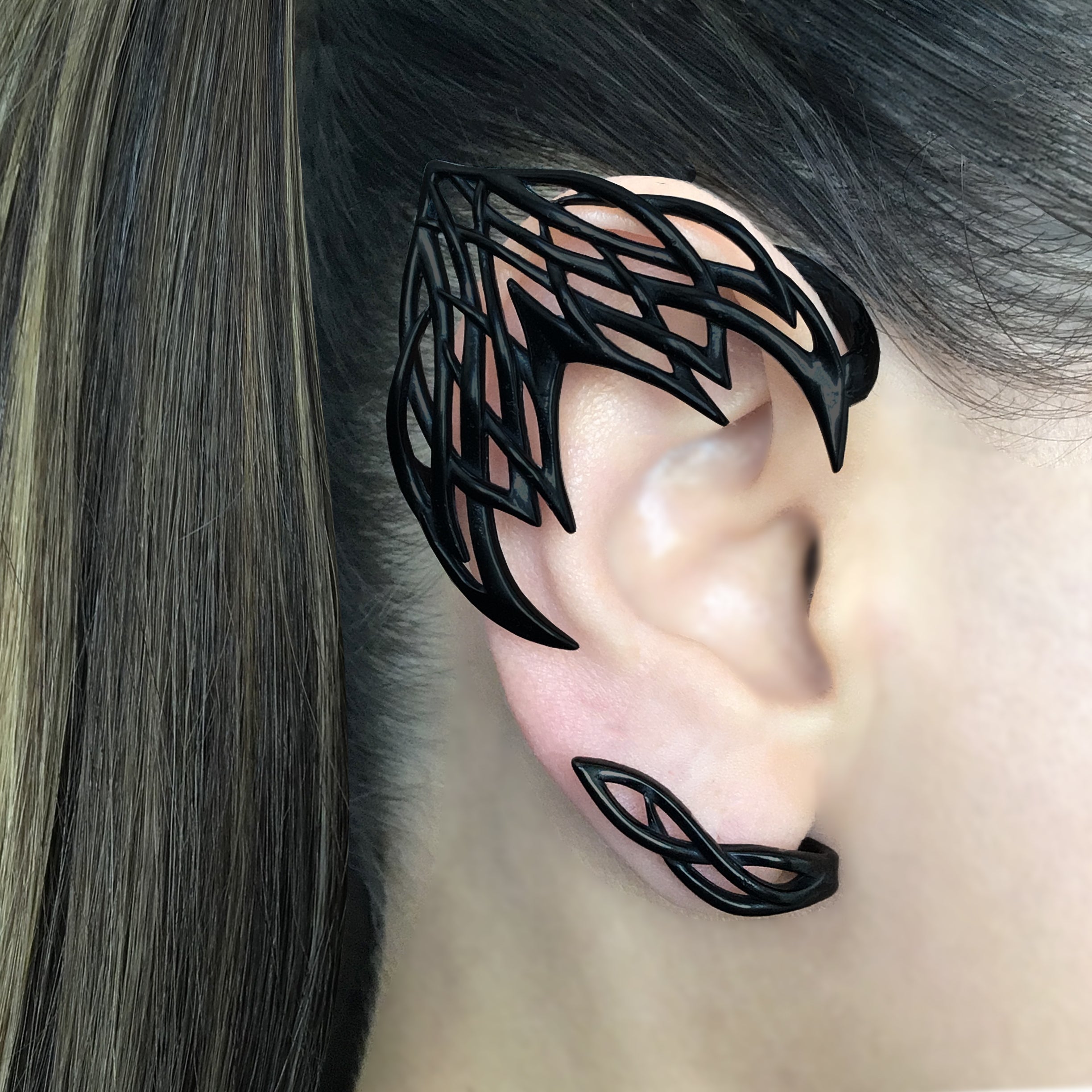 Cyber Elf ear cuff no piercing in Black